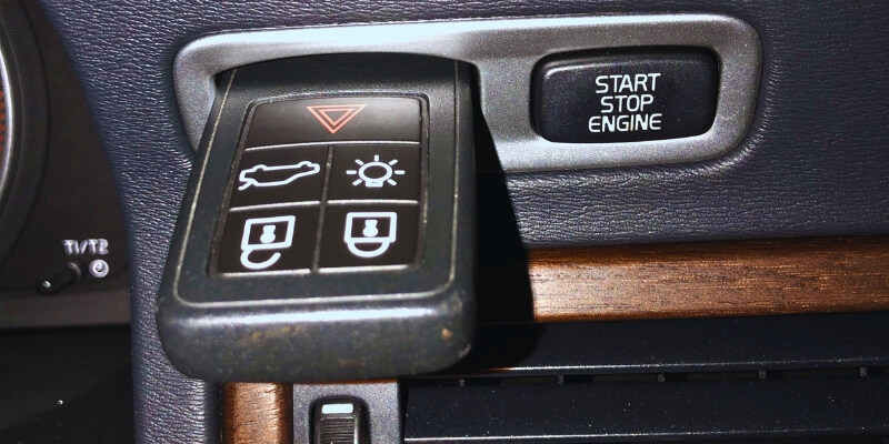 Key-Stuck-in-Volvo-Ignition
